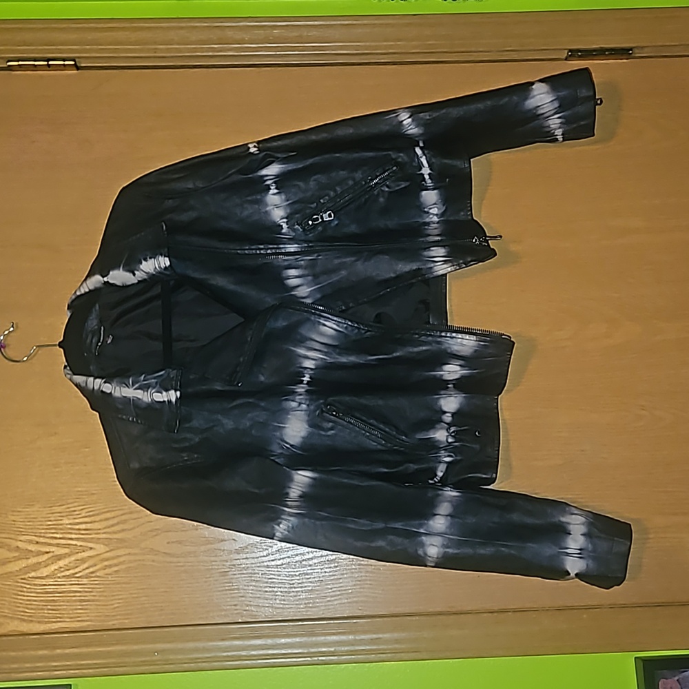 Rock & Republic Tie Dye Black Moto Jacket - Picture 5 of 5